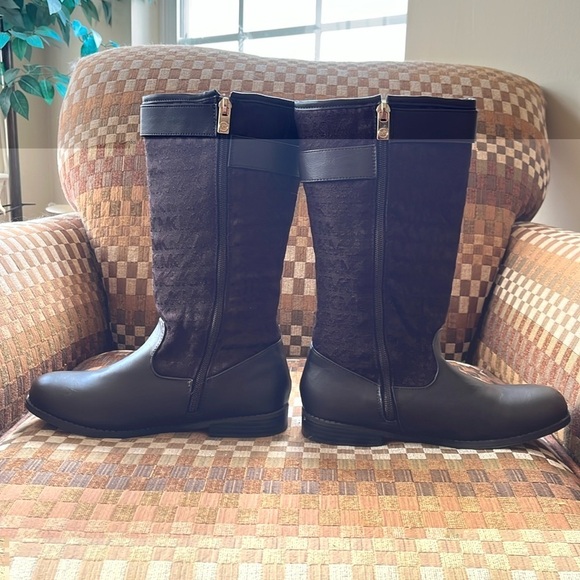 Brand New Michael Kors Girls Dark Brown Zip Up Tall Boots w/ Gold Tone Accents - Picture 3 of 16